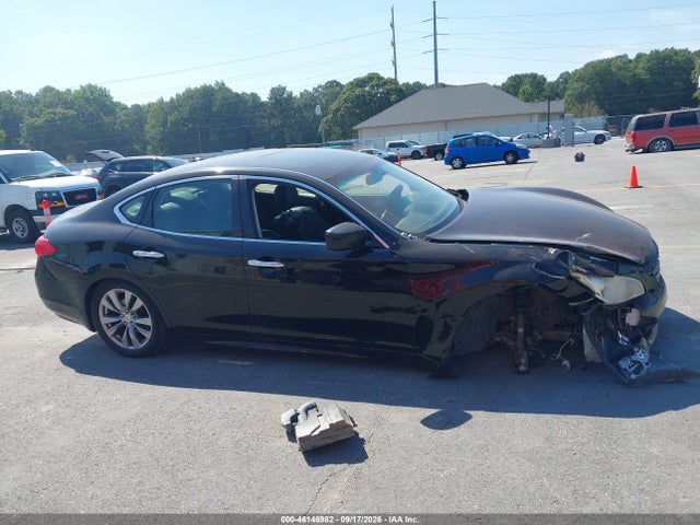 2013 Infiniti M37 photo 13