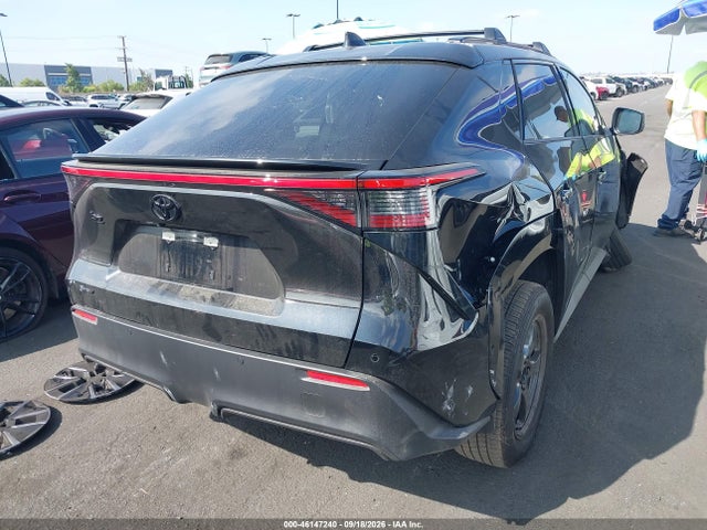 2026 TOYOTA BZ XLE 4