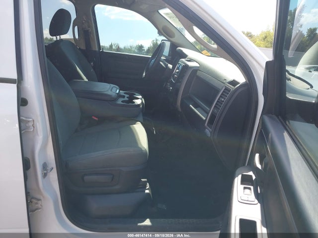 2017 RAM 1500 EXPRESS 4X4 5'7 BOX 5