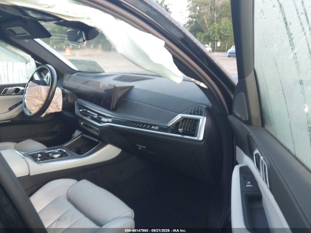2025 BMW X5 PHEV XDRIVE50E 5
