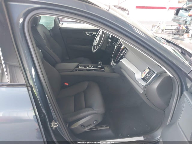 2025 VOLVO XC60 B5 PLUS 5