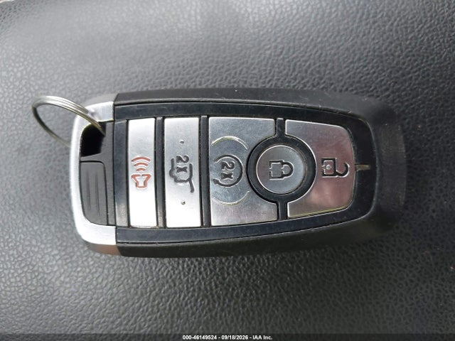2021 FORD ESCAPE SE 11