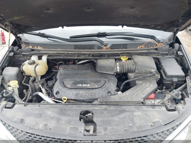 2017 CHRYSLER PACIFICA LIMITED 10