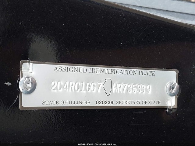 2017 CHRYSLER PACIFICA LIMITED 9