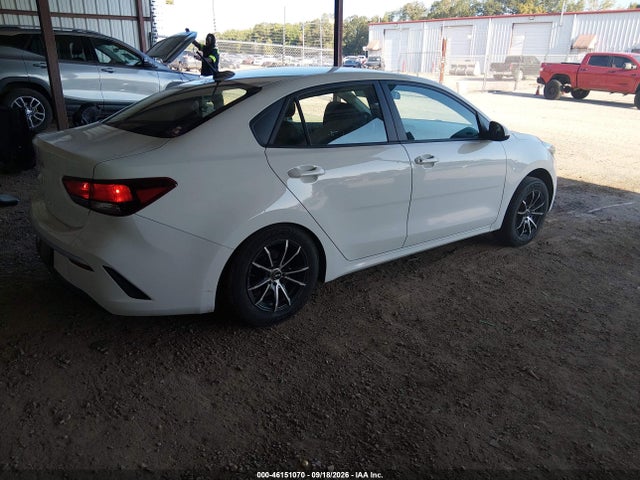 2022 KIA RIO LX 4