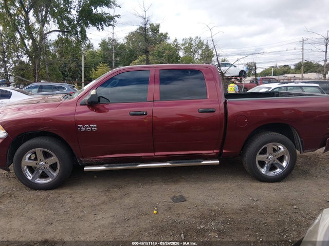 2018 RAM 1500 EXPRESS 4X4 5'7 BOX 14