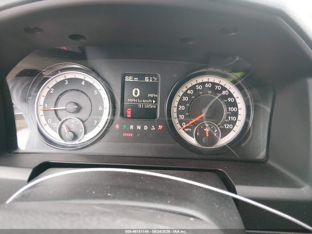 2018 RAM 1500 EXPRESS 4X4 5'7 BOX 7