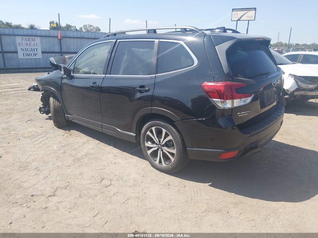 2023 SUBARU FORESTER LIMITED 3