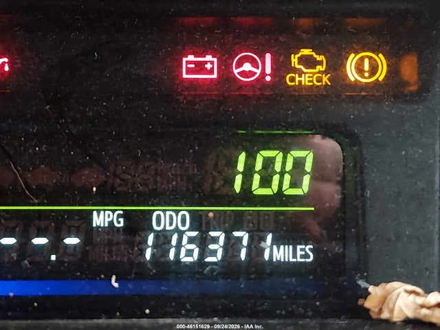 2017 TOYOTA PRIUS V TWO 16