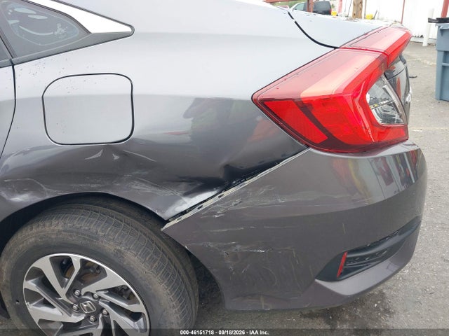 2018 HONDA CIVIC EX 6