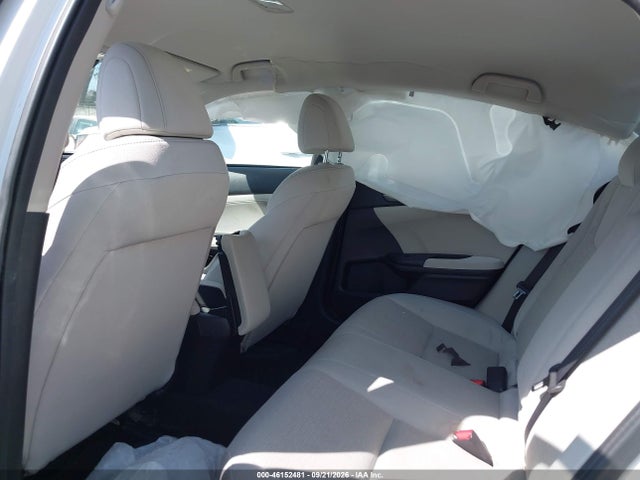 2019 HONDA INSIGHT EX 8