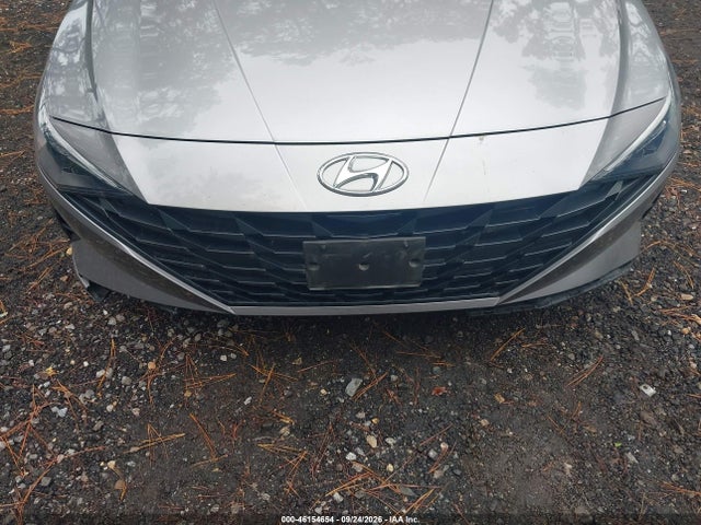 2022 HYUNDAI ELANTRA SEL 6