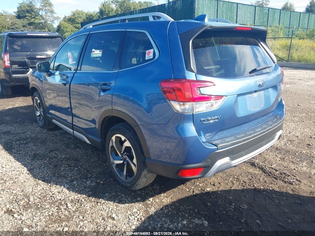 2023 SUBARU FORESTER TOURING 3
