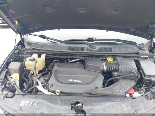 2017 CHRYSLER PACIFICA LIMITED 10
