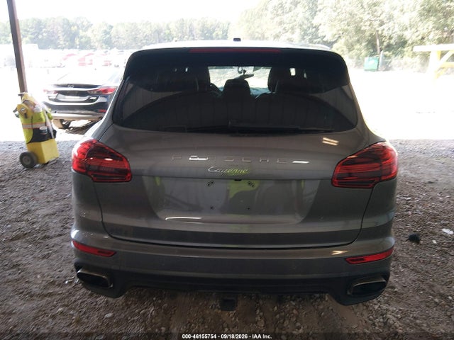 2018 PORSCHE CAYENNE 16