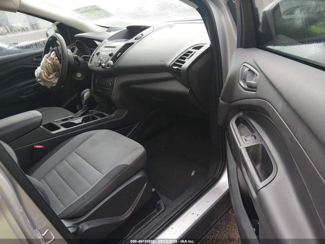 2017 FORD ESCAPE S 5