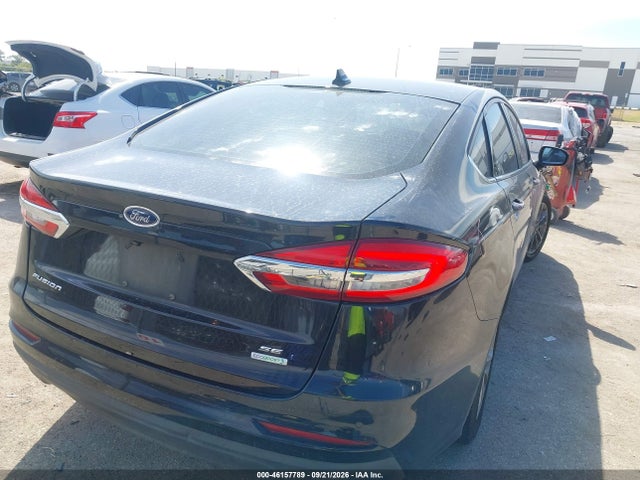 2019 FORD FUSION SE 4