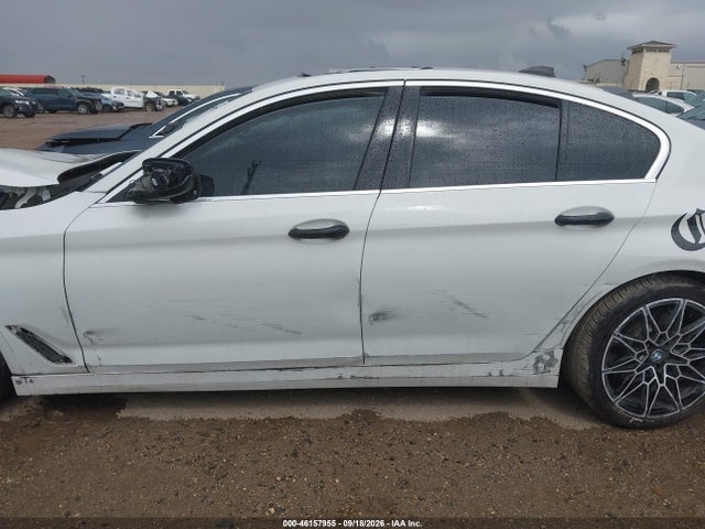 2019 BMW 530I 14