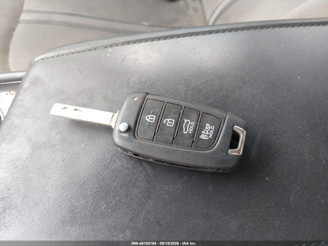 2020 HYUNDAI SONATA SE 11