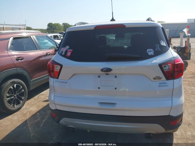 2019 FORD ESCAPE SEL 16