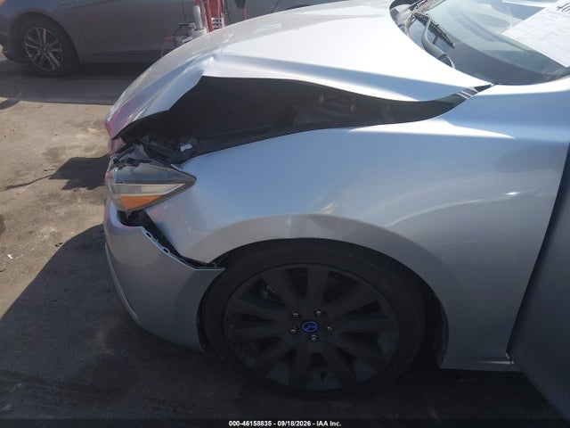2018 MAZDA MAZDA3 TOURING 17