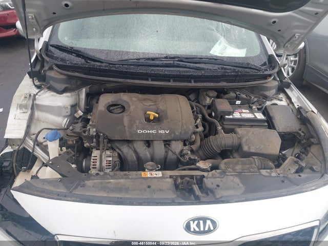 2017 KIA FORTE LX/S 10