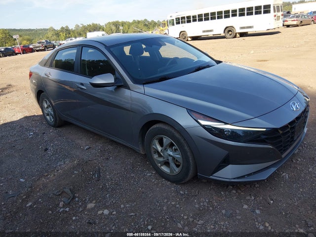 2023 HYUNDAI ELANTRA SE