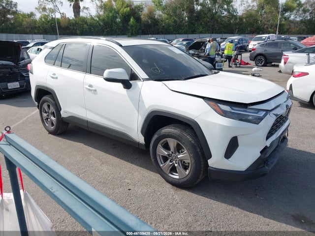 2025 TOYOTA RAV4 HYBRID XLE