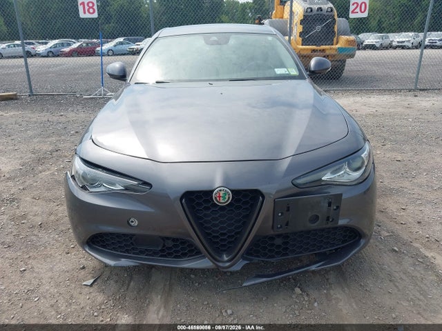 2017 ALFA ROMEO GIULIA TI AWD 12