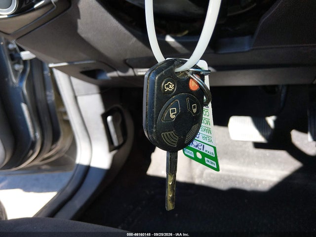2017 FORD FOCUS SE 11