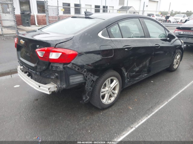 2017 CHEVROLET CRUZE LT AUTO 4