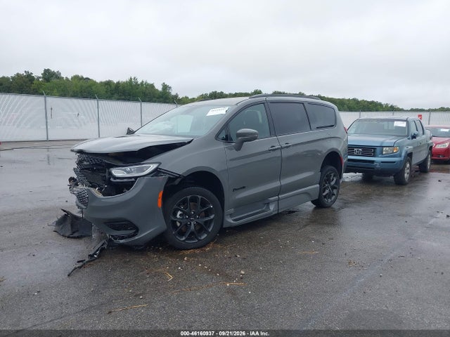 2021 CHRYSLER PACIFICA TOURING L 2