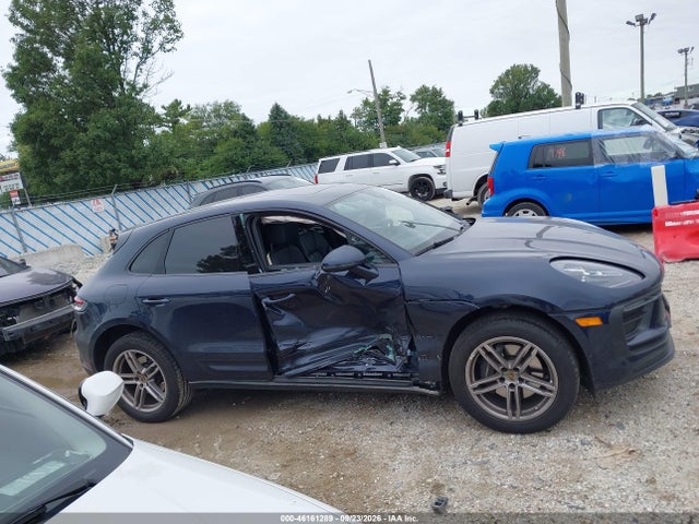 2023 PORSCHE MACAN T 13
