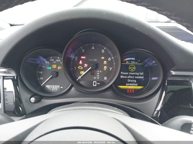 2023 PORSCHE MACAN T 7