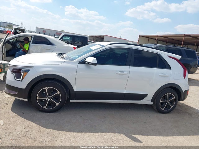 2026 KIA NIRO LX 14