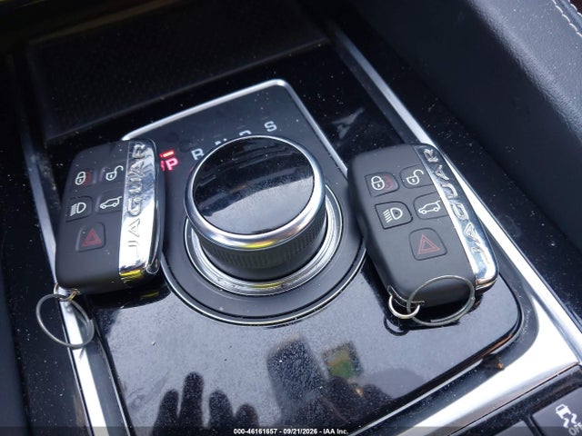 2019 JAGUAR F-PACE S 11
