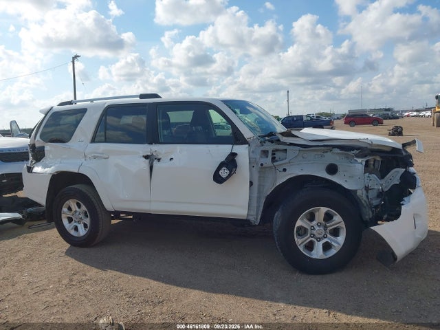 2024 TOYOTA 4RUNNER SR5 14