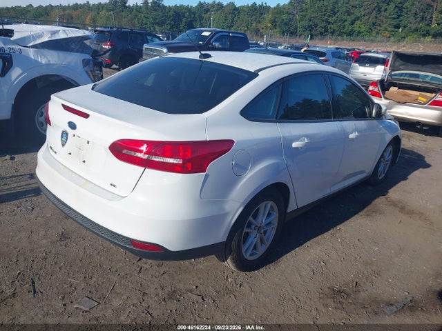 2017 FORD FOCUS SE 4