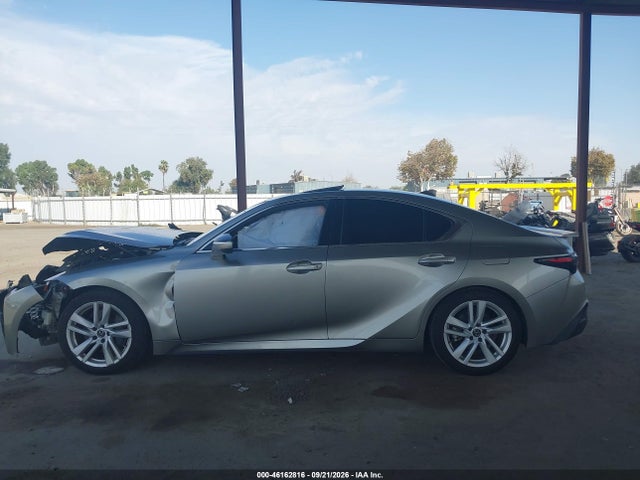 2021 LEXUS IS 300 14