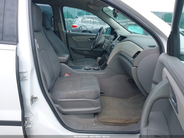 2017 CHEVROLET TRAVERSE LS 5