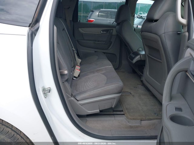 2017 CHEVROLET TRAVERSE LS 8