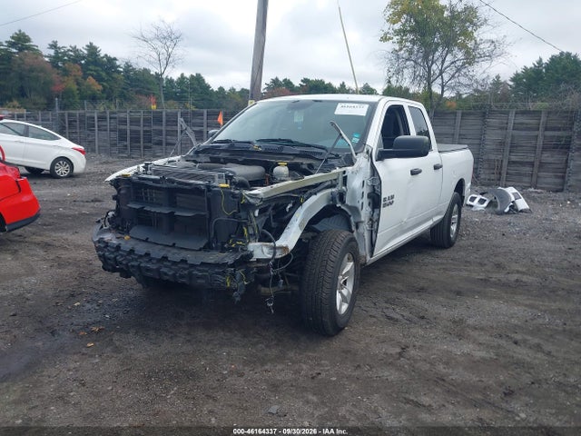 2018 RAM 1500 EXPRESS 4X4 6'4 BOX 2