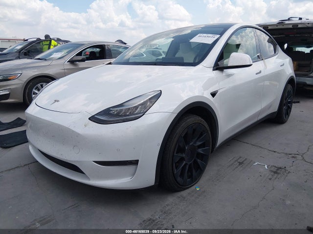 2022 TESLA MODEL Y LONG RANGE 2