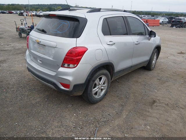 2019 CHEVROLET TRAX LT 4