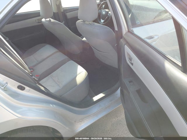 2018 TOYOTA COROLLA LE 8