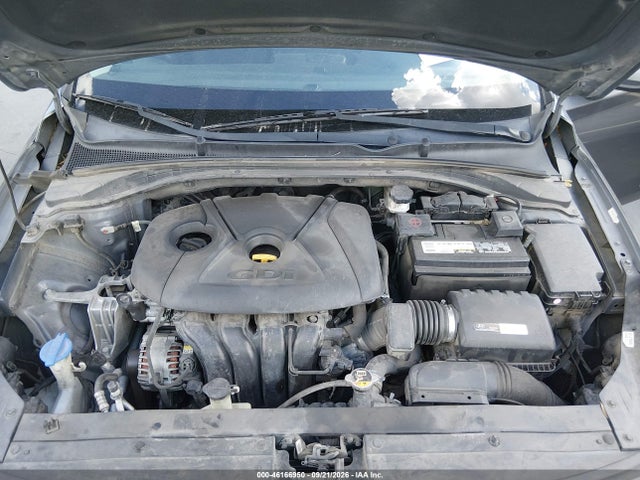 2019 HYUNDAI ELANTRA GT 10