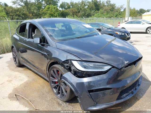 2025 TESLA MODEL X PLAID