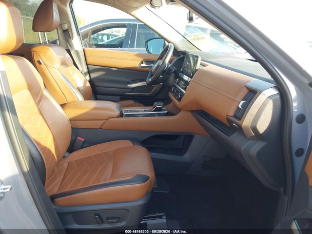 2022 NISSAN PATHFINDER PLATINUM 5