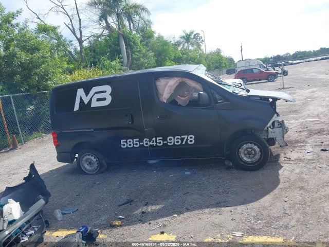 2017 NISSAN NV200 S 14