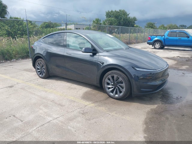 2026 TESLA MODEL Y PREMIUM/REAR-WHEEL DRIVE